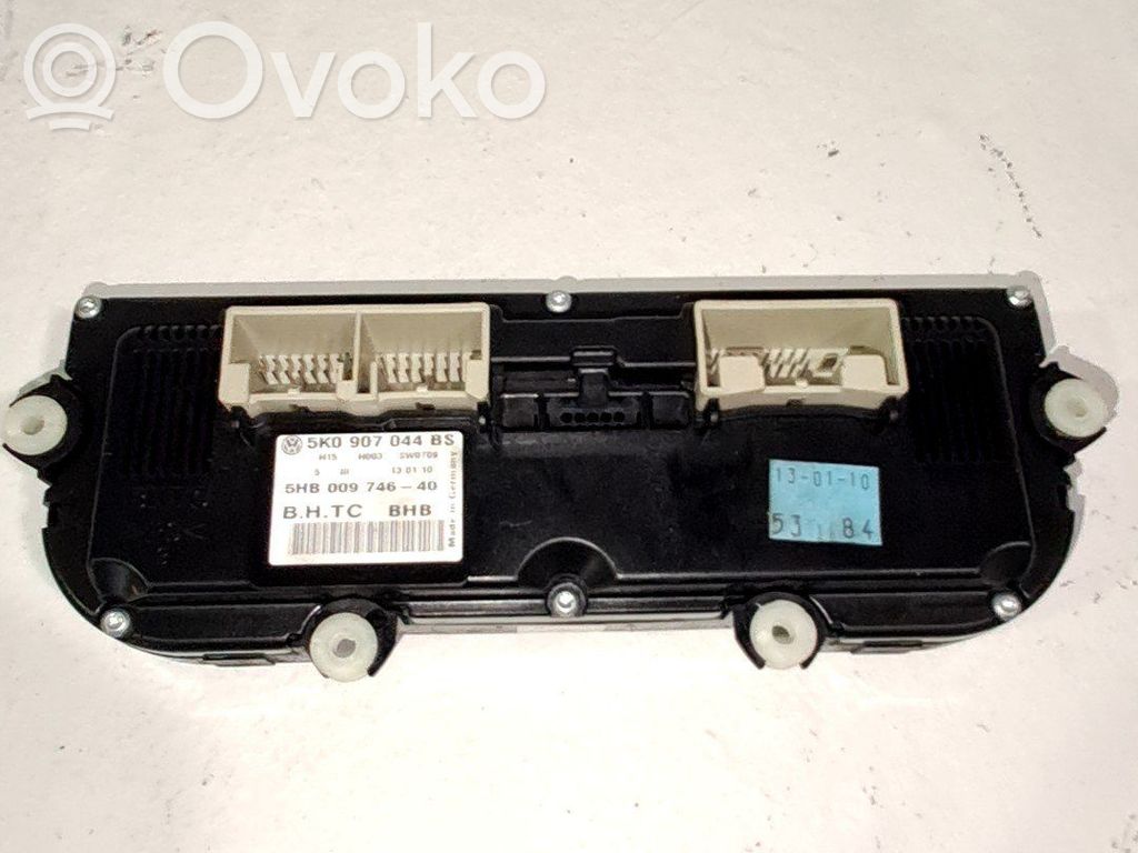 Volkswagen PASSAT CC Unitate control climatizare 