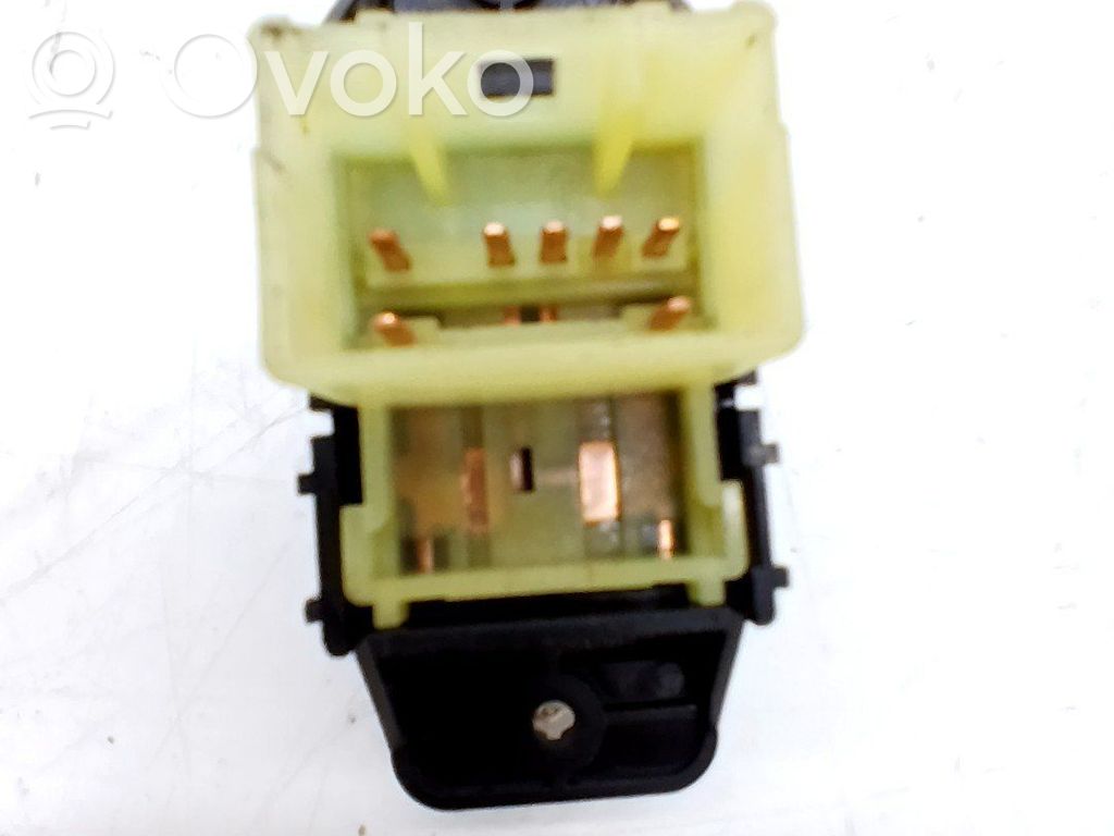 Interruptor del elevalunas eléctrico   3K552B1200