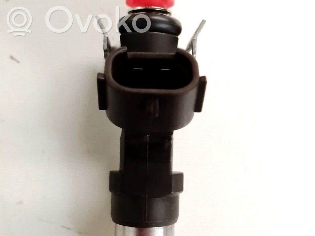 Peugeot 407 Inyector de combustible 