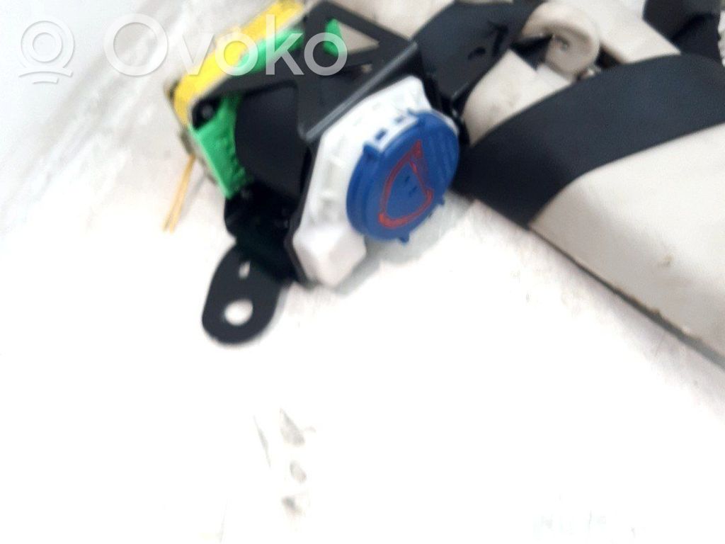 Front seatbelt   GS1E57L3002