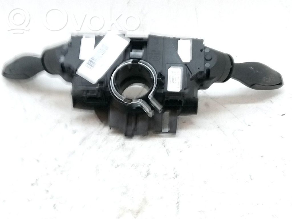 Ford Transit - Tourneo Connect Pulsanti/interruttori sul volante
