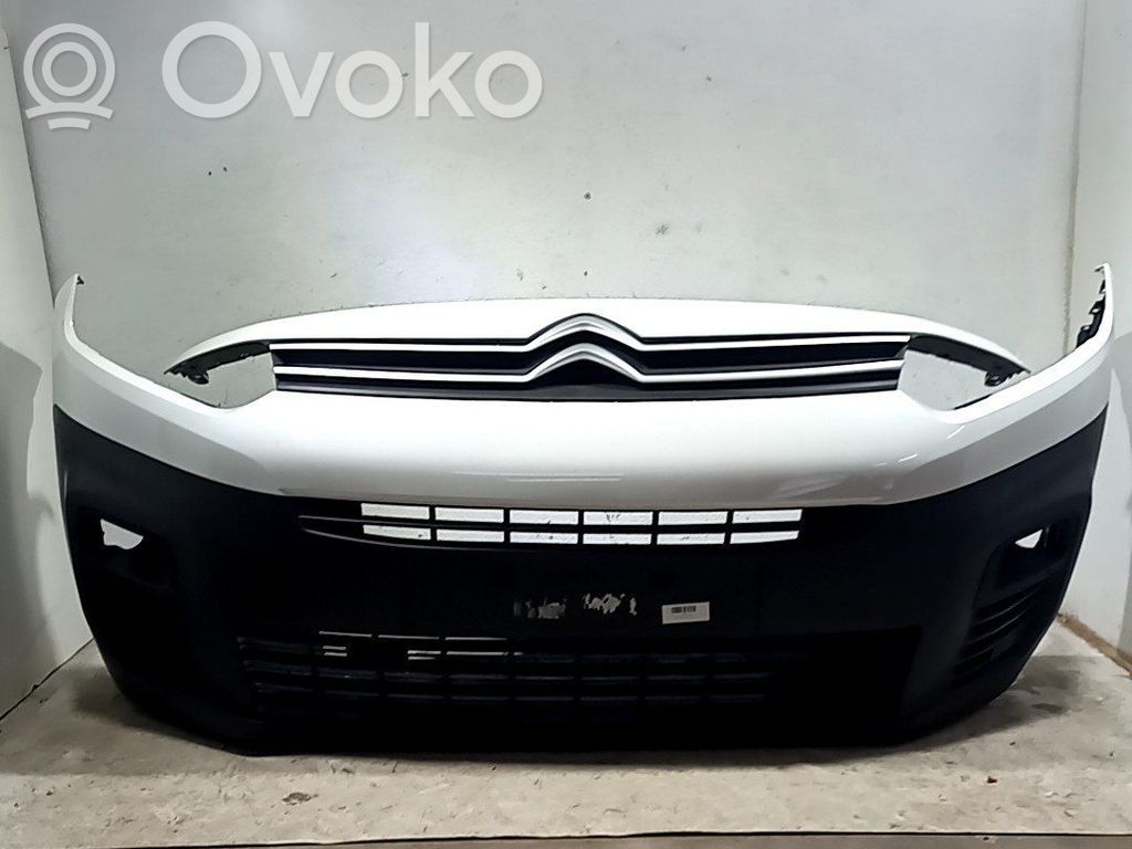 Citroen Berlingo Zderzak przedni 