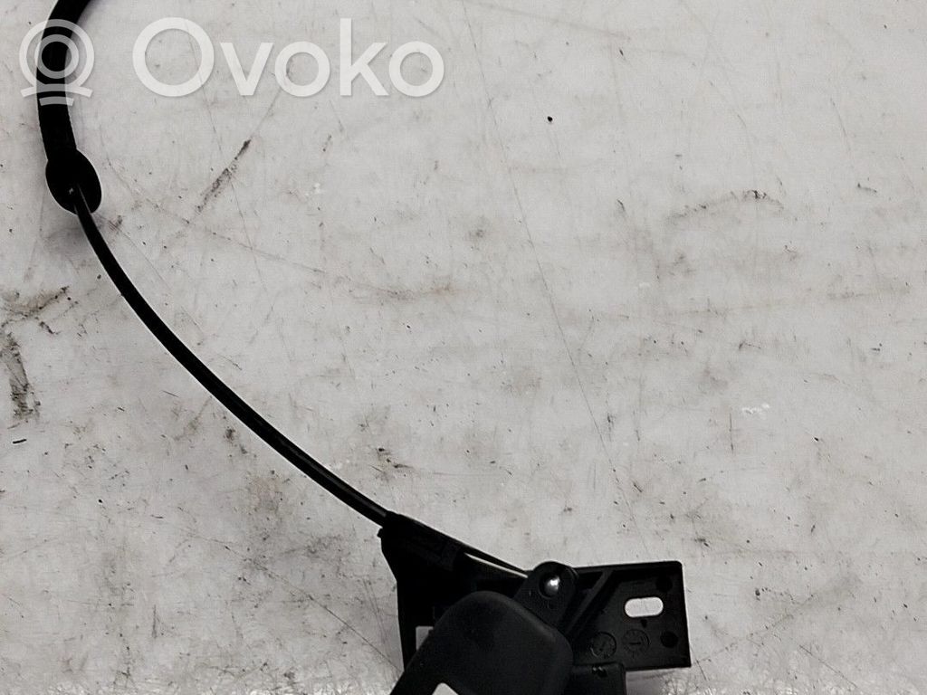 Tie down hook / loop   6R182353382V