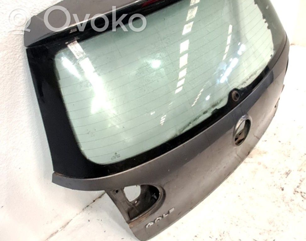 Volkswagen Golf V Couvercle de coffre