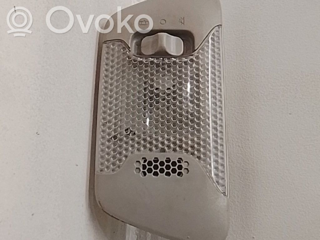 Toyota Aygo AB40 Rivestimento della console di illuminazione installata sul rivestimento del tetto