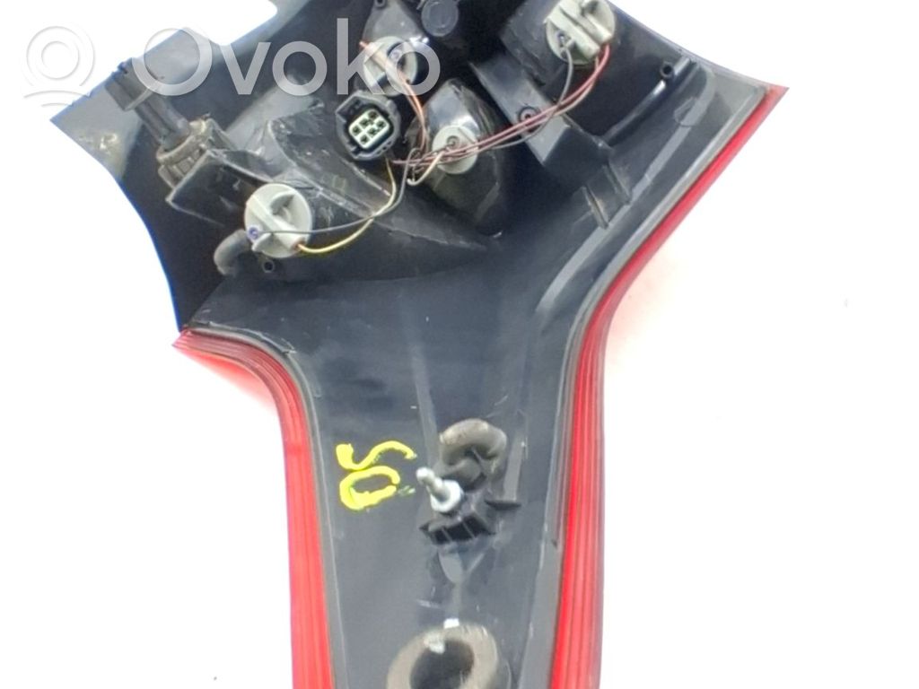 Lámpara de faros/luces traseros   1825318,BM5113404AK