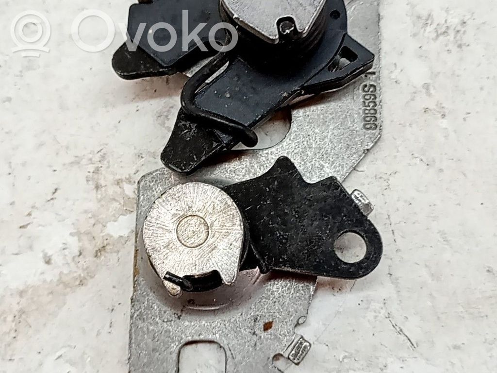 Zaczep bagażnika   9808870280