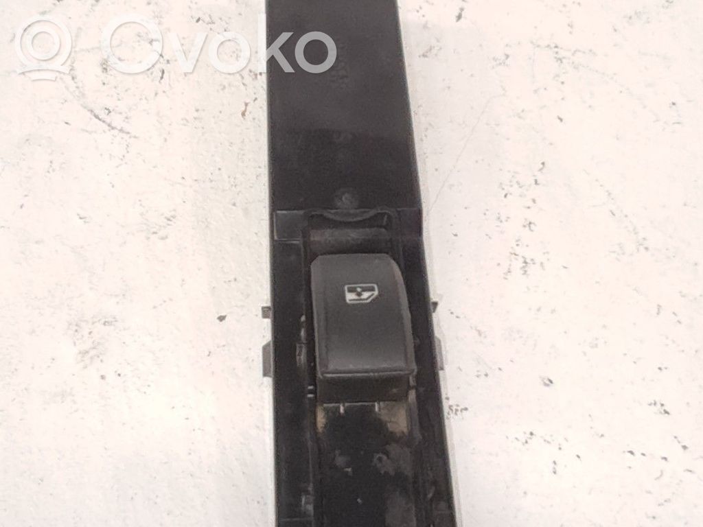 Electric window control switch   12772021