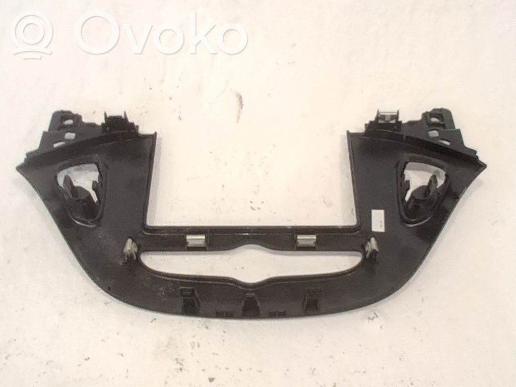 Opel Corsa E Dashboard trim 