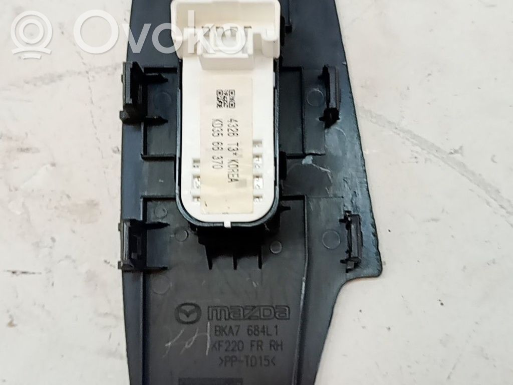 Electric window control switch   KD3566370