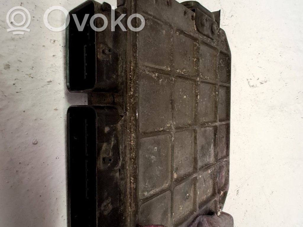 Unité de commande, module ECU de moteur   8966153700