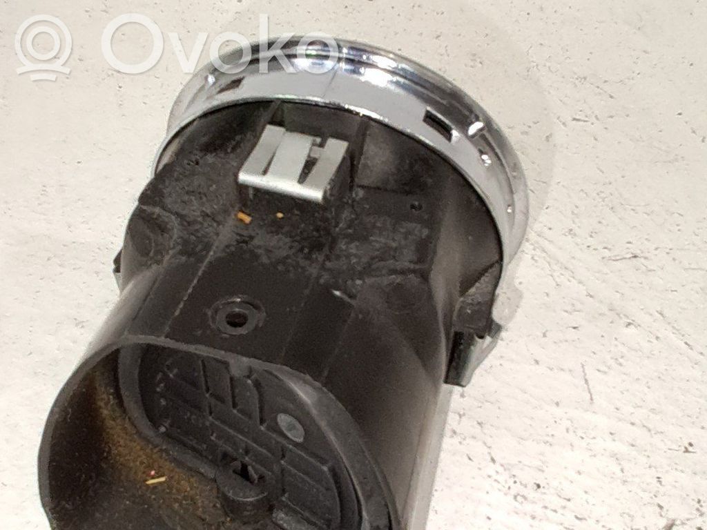 Fiat 500 Luftausströmer Lüftungsdüse Luftdüse frontscheibe 