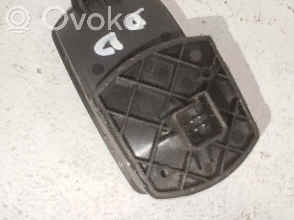 Opel Corsa D Przyciski szyb 