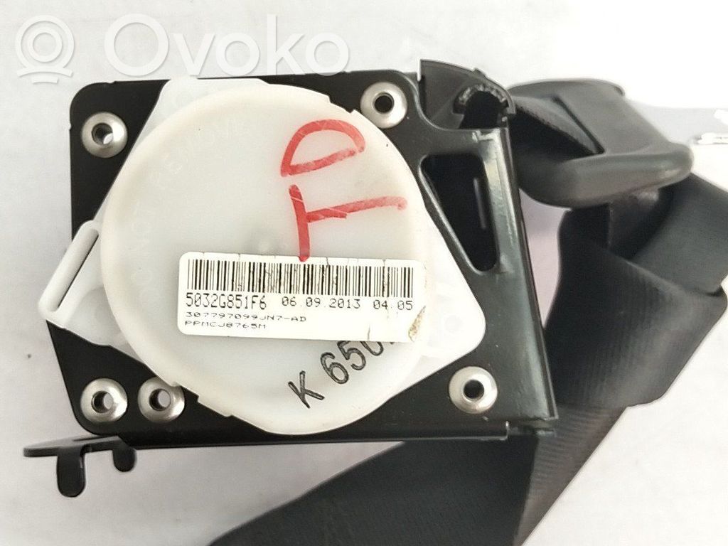 Cinturón trasero   888405148R