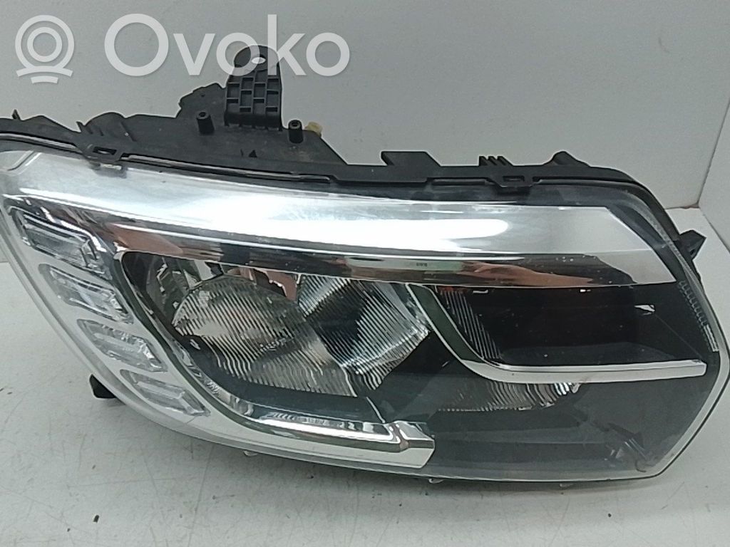 Dacia Sandero Phare frontale