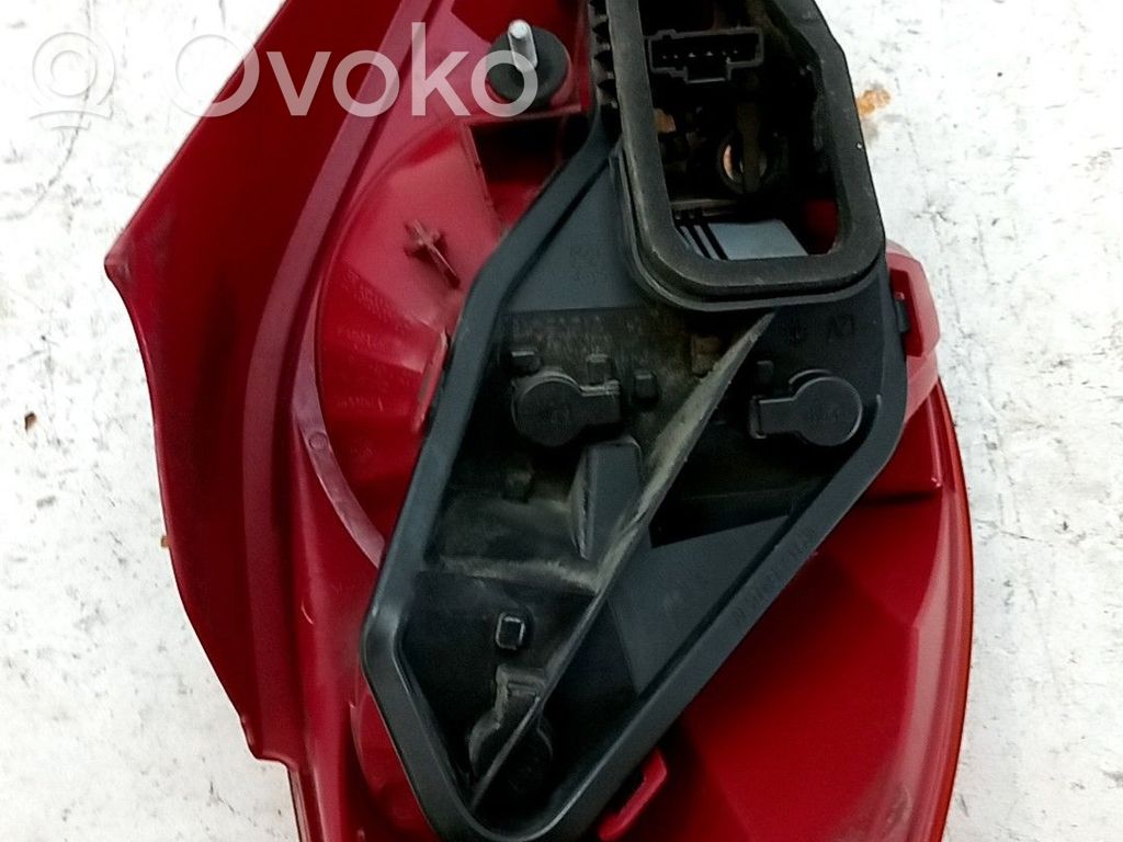 Takavalon polttimo   6351Y7