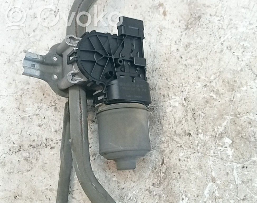Peugeot 207 Silniczek wycieraczki lampy przedniej