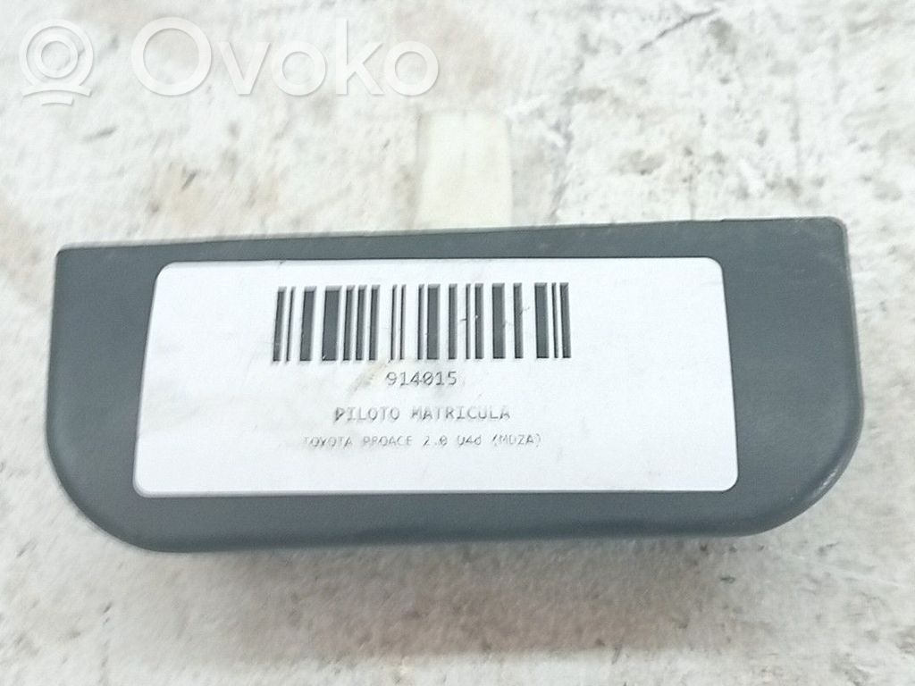 Luce targa   SU001A1285
