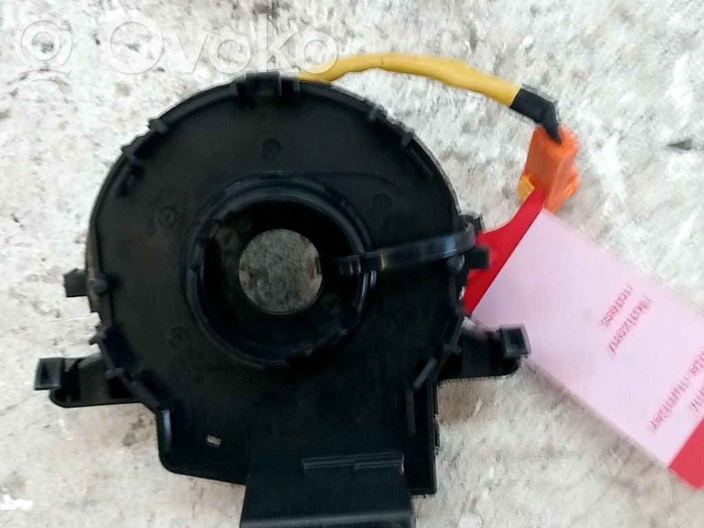 Toyota Yaris Bague collectrice/contacteur tournant airbag (bague SRS) 
