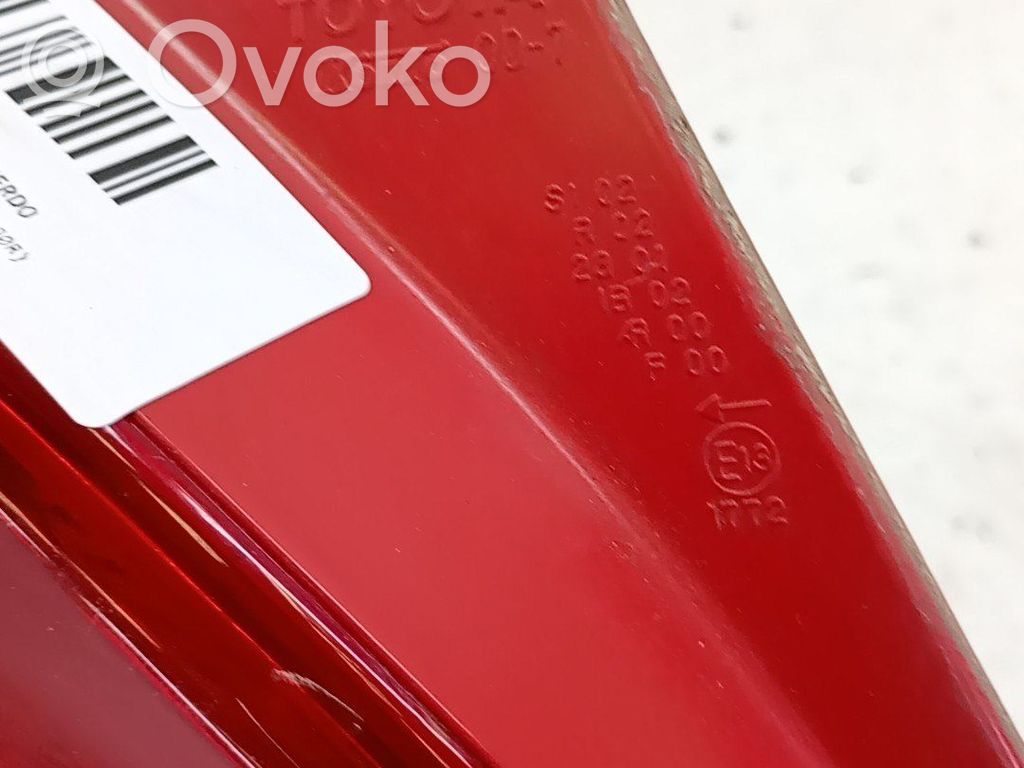 Toyota Yaris Takavalon polttimo 
