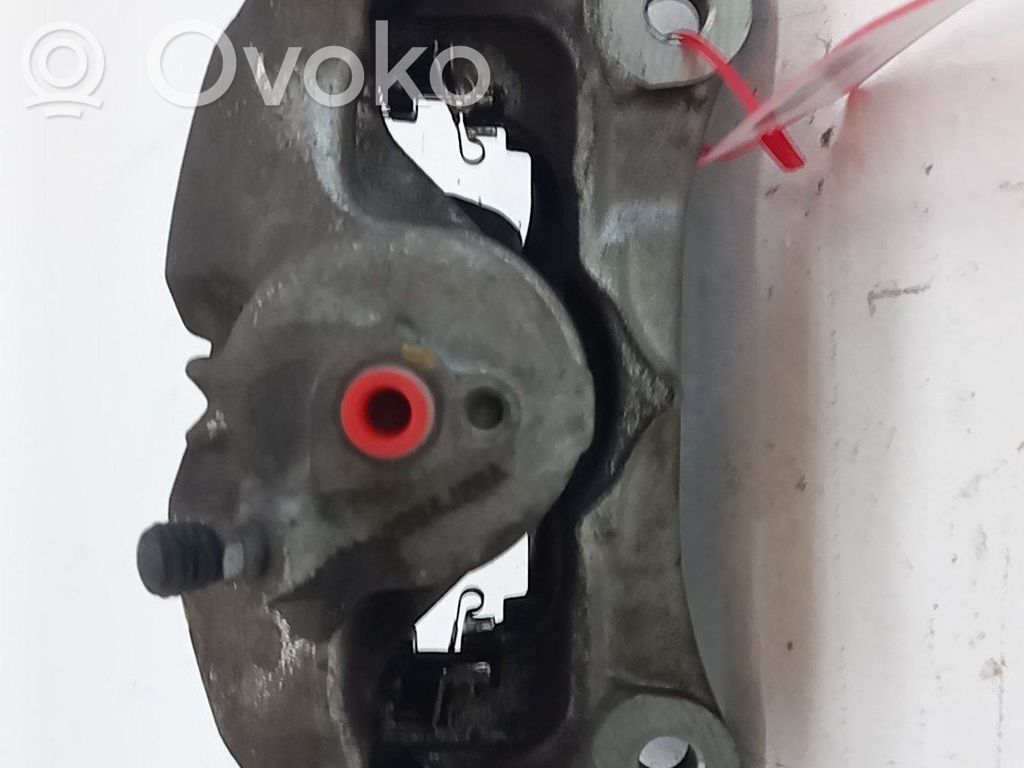 Caliper de freno delantero   B4Y73399ZB