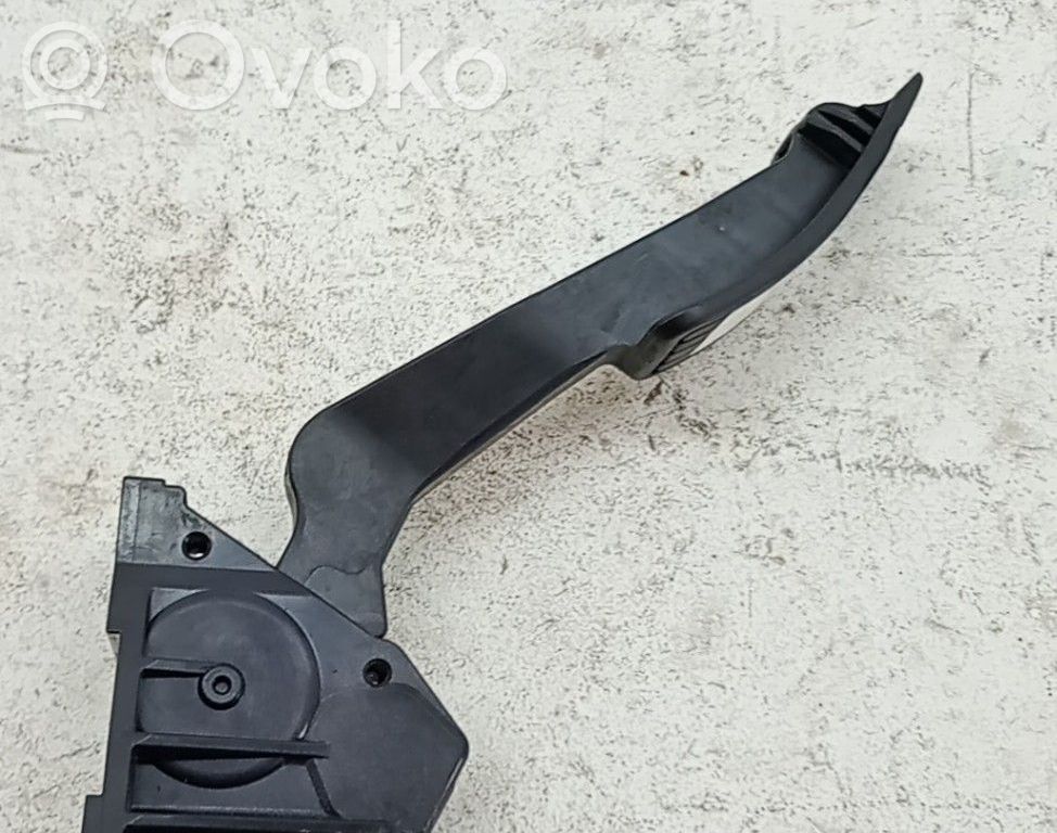 Subaru Impreza II Pedală accelerație