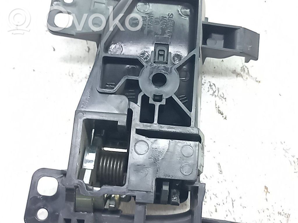 Manecilla interna de puerta corredera   61051FJ030VH