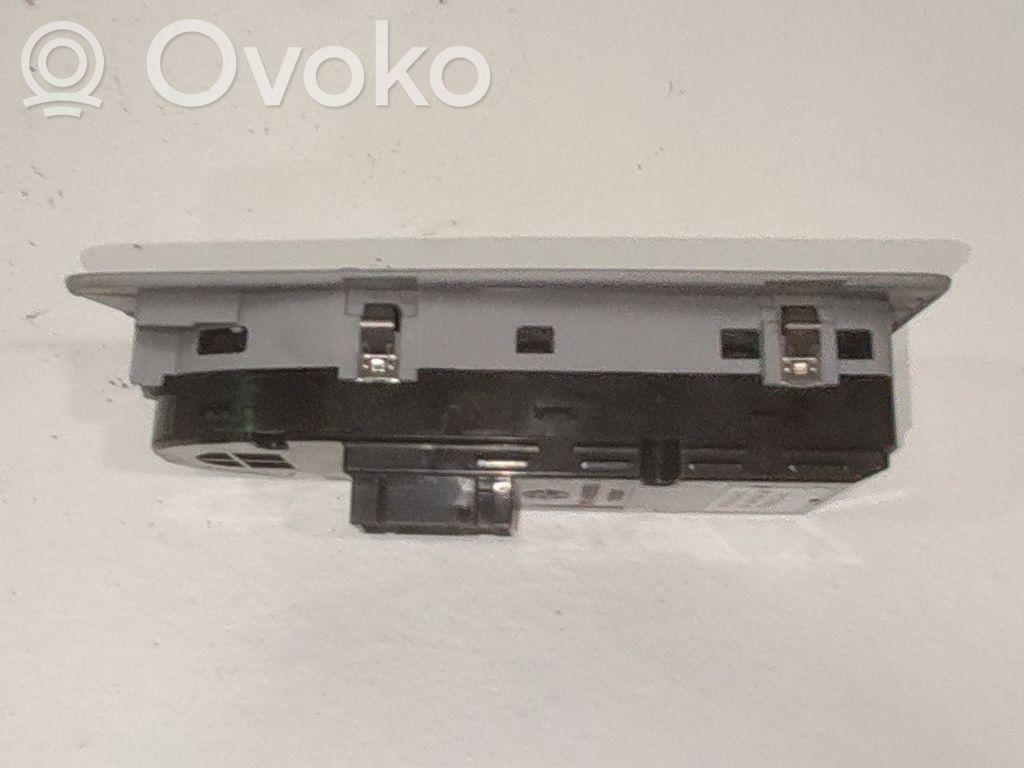Interruptor del elevalunas eléctrico   61319217239