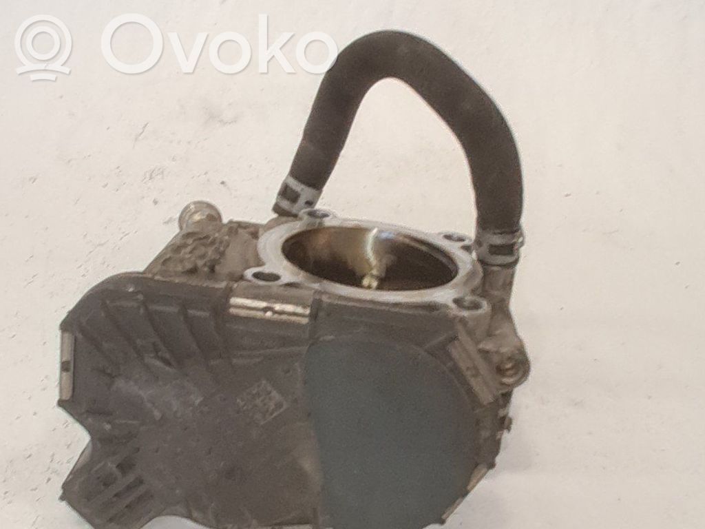 Opel Astra J Boîtier papillon