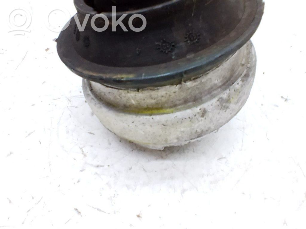 Mercedes-Benz E W211 Suport tampon motor 