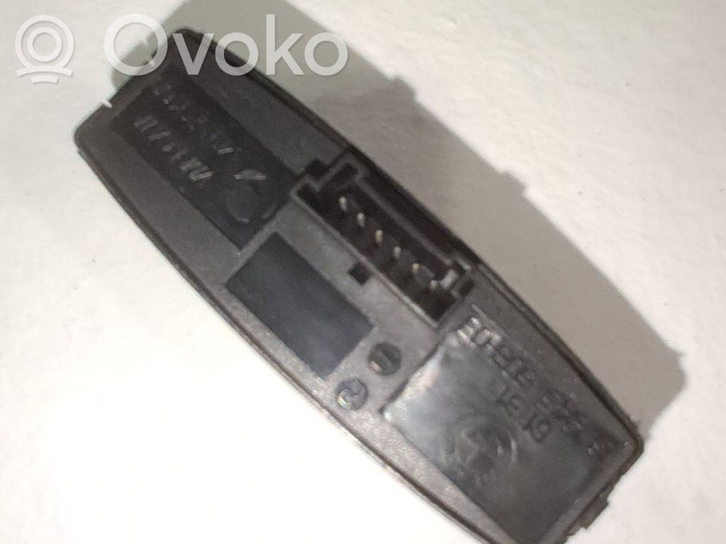 Botón interruptor de luz de peligro   61319196712