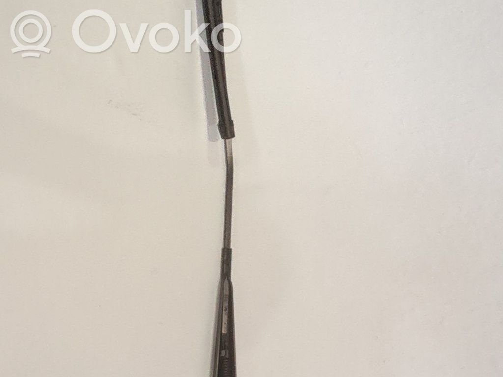 Etupyyhkimen sulan varsi   576955410B