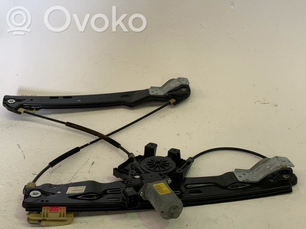 Regulador de ventanilla eléctrico de puerta delantera   LR067998