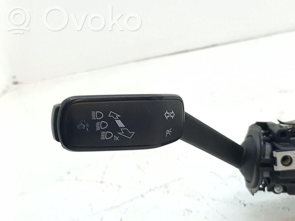 Volkswagen Tiguan Butoane/comutatoare pe volan 