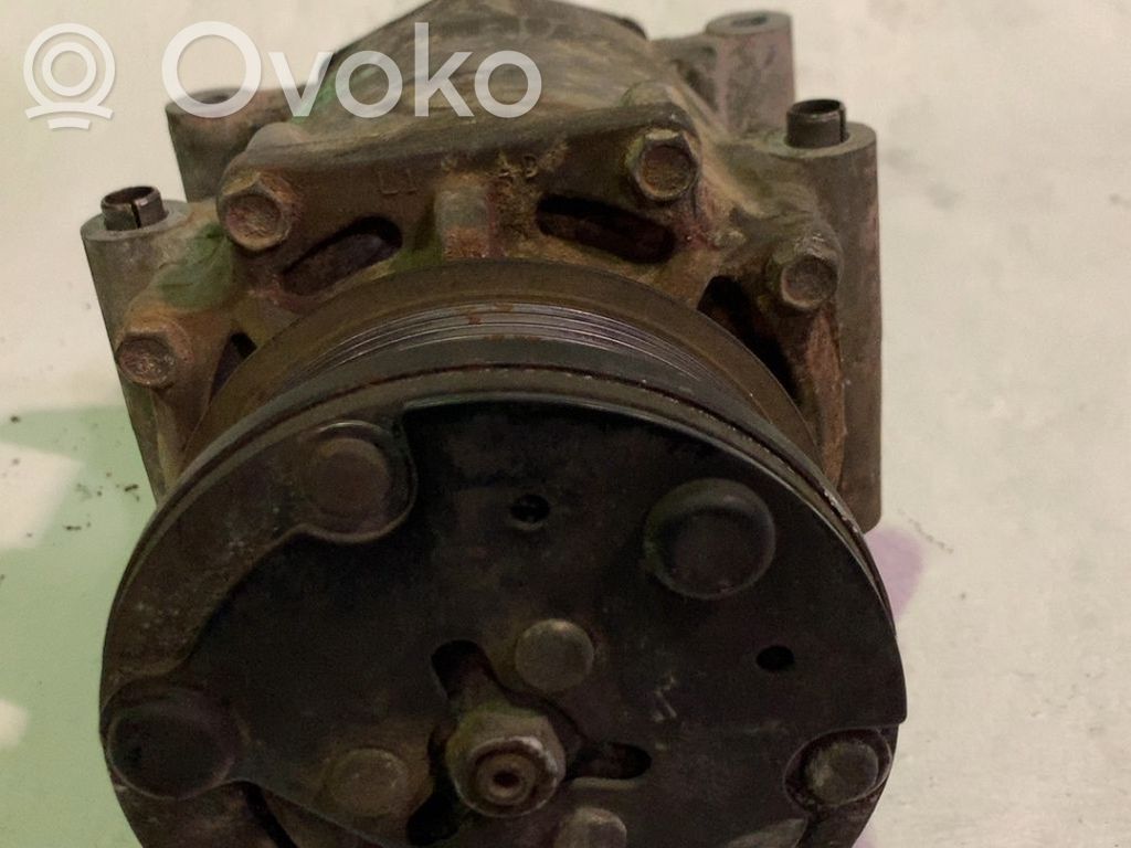 Mazda 2 Kompresor / Sprężarka klimatyzacji A/C 