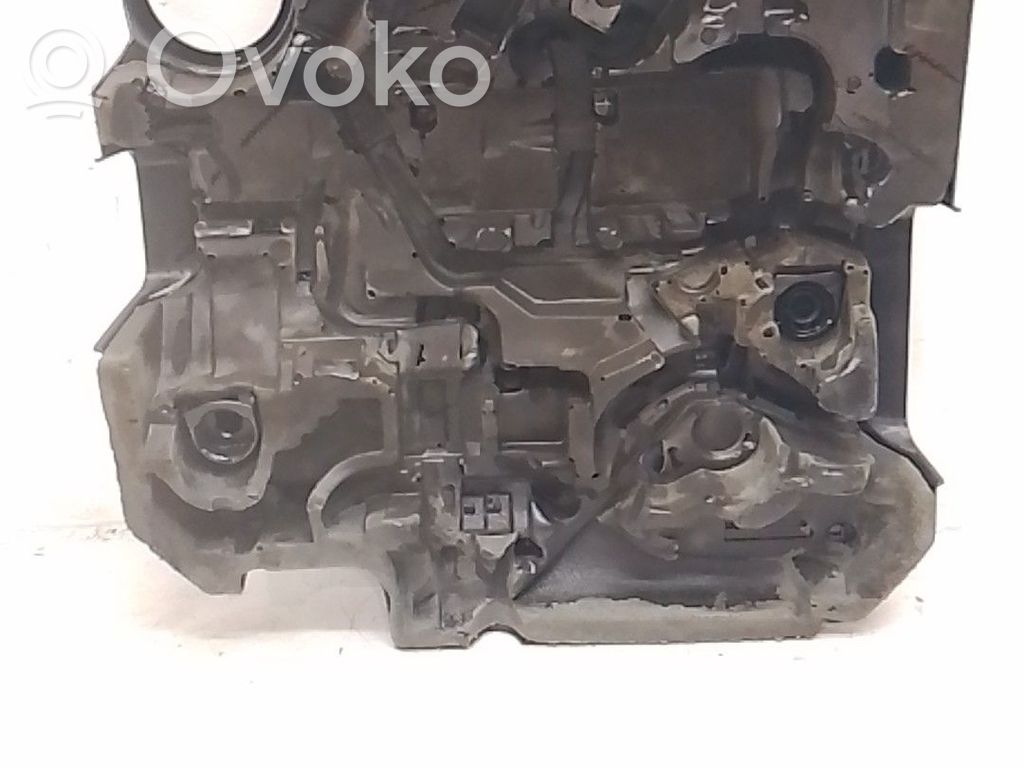 Volkswagen Polo V 6R Couvercle cache moteur 