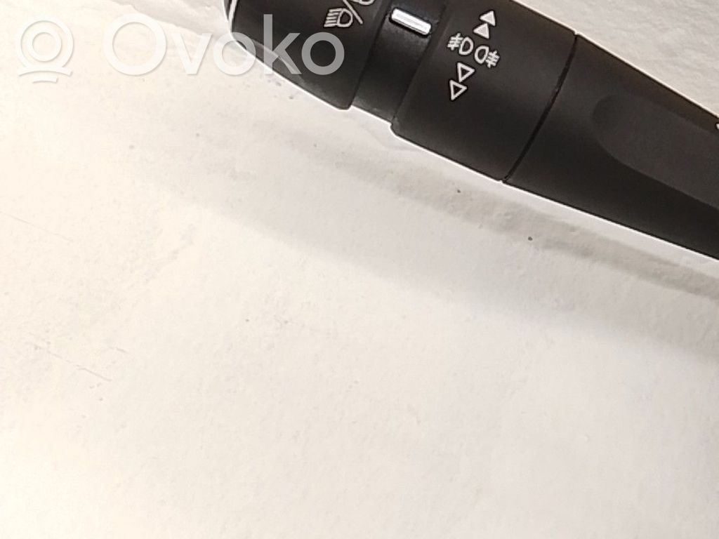 Citroen C4 Grand Picasso Pulsanti/interruttori sul volante 