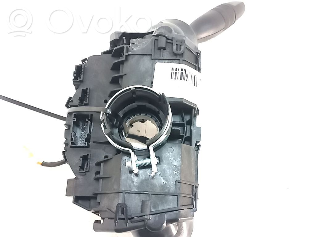 Opel Corsa F Boutons / interrupteurs volant
