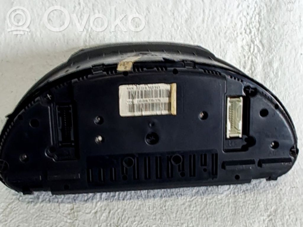BMW X5 E53 Spidometrs (instrumentu panelī)