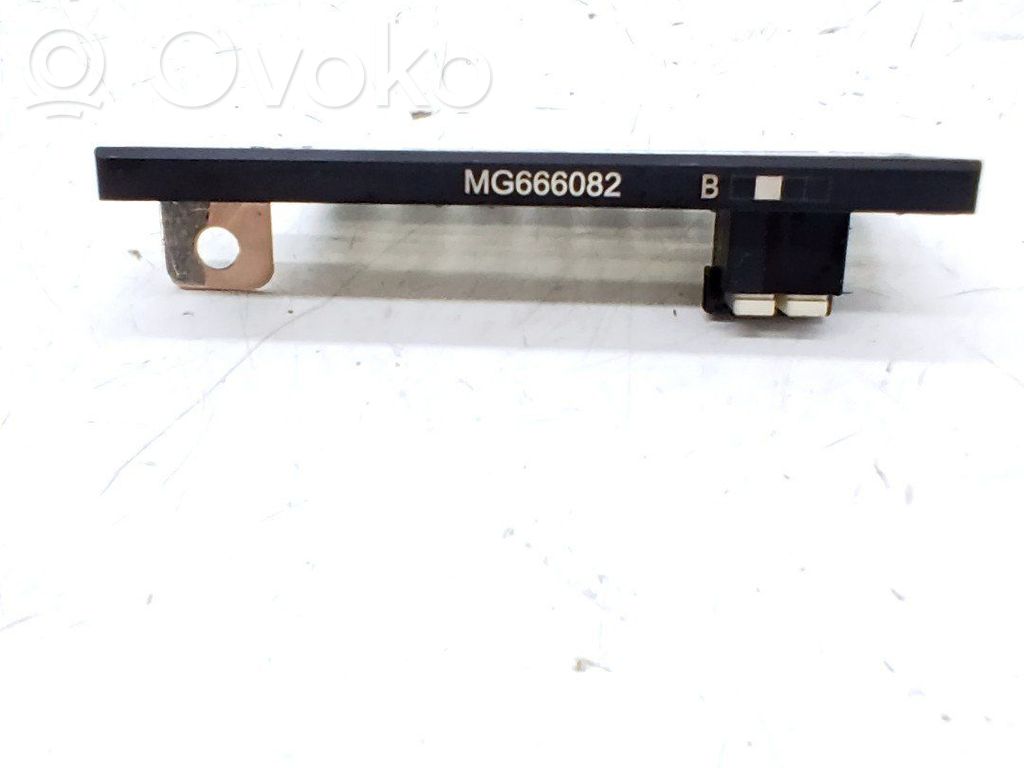Módulo de fusible   1898009600