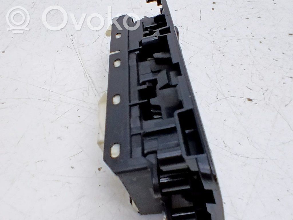 Toyota Land Cruiser (J150) Przyciski szyb