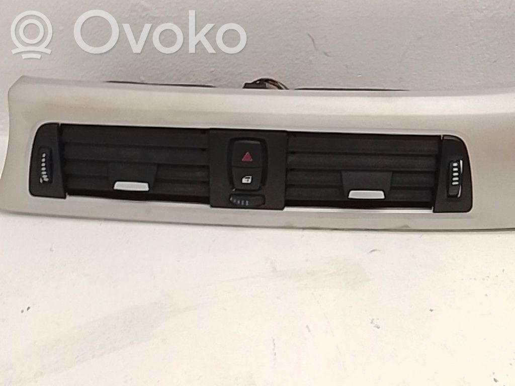BMW 4 F32 F33 Rejilla de ventilación central del panel