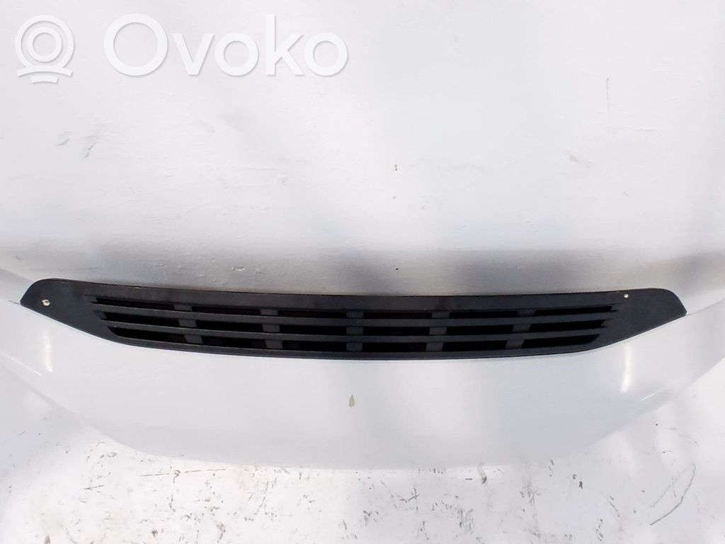 Capó/tapa del motor   1380670080