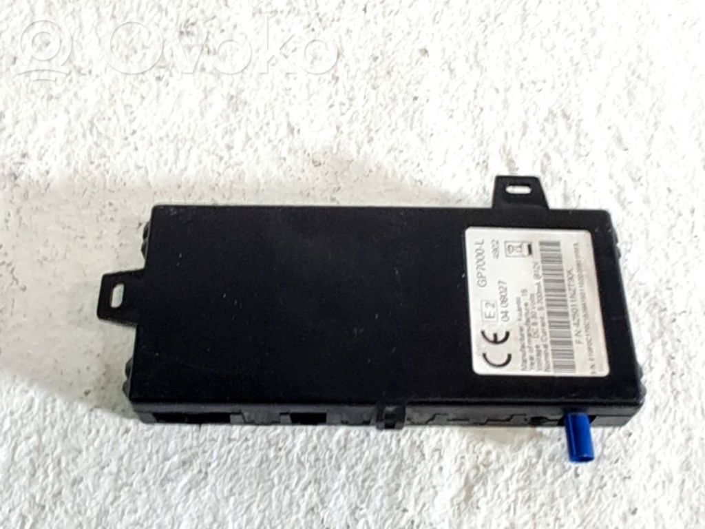 Renault Kangoo II Wzmacniacz anteny 