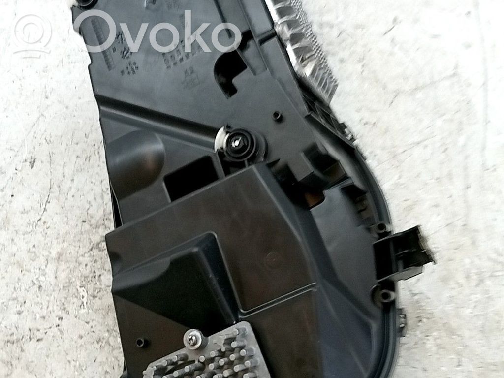 Peugeot Boxer Lampa przednia 