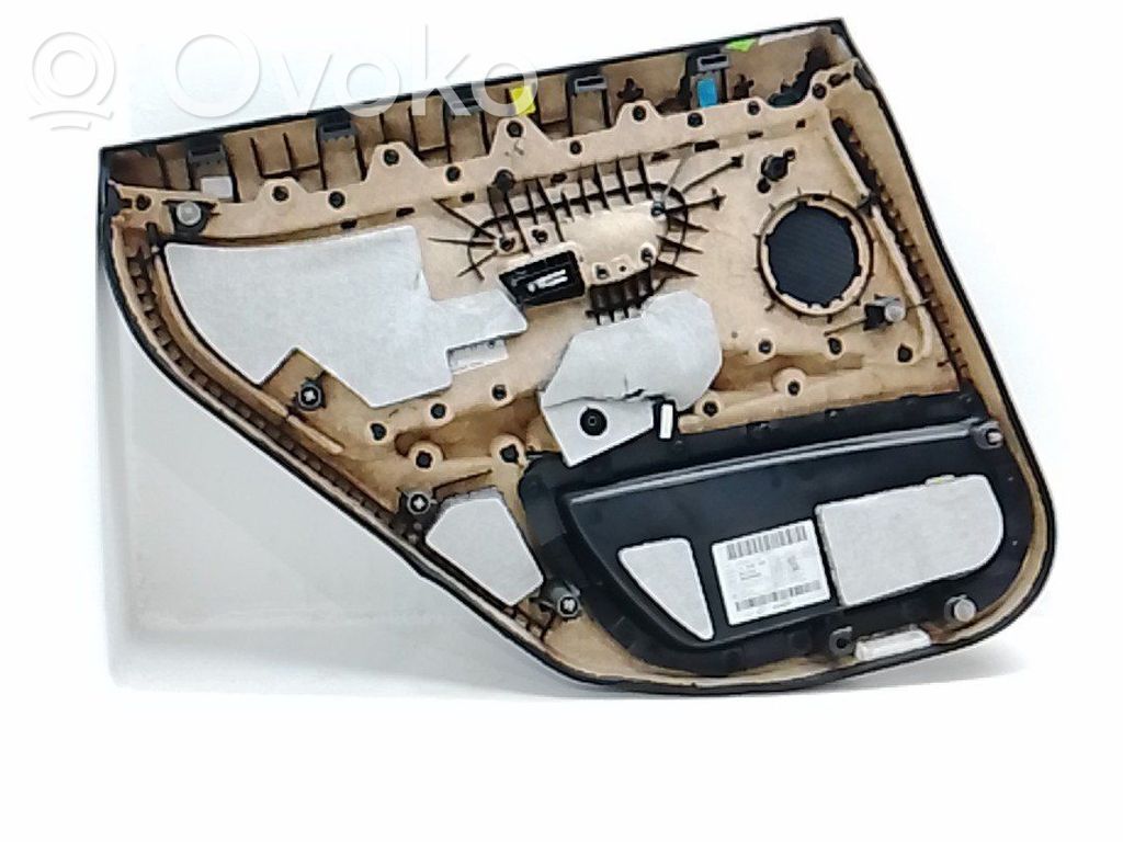 BMW 4 F32 F33 Takaoven verhoilu 