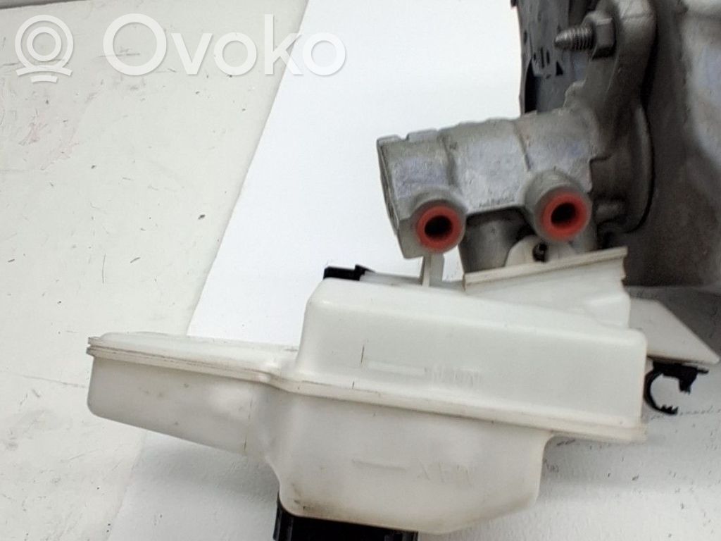 Toyota Yaris Cross Bremskraftverstärker