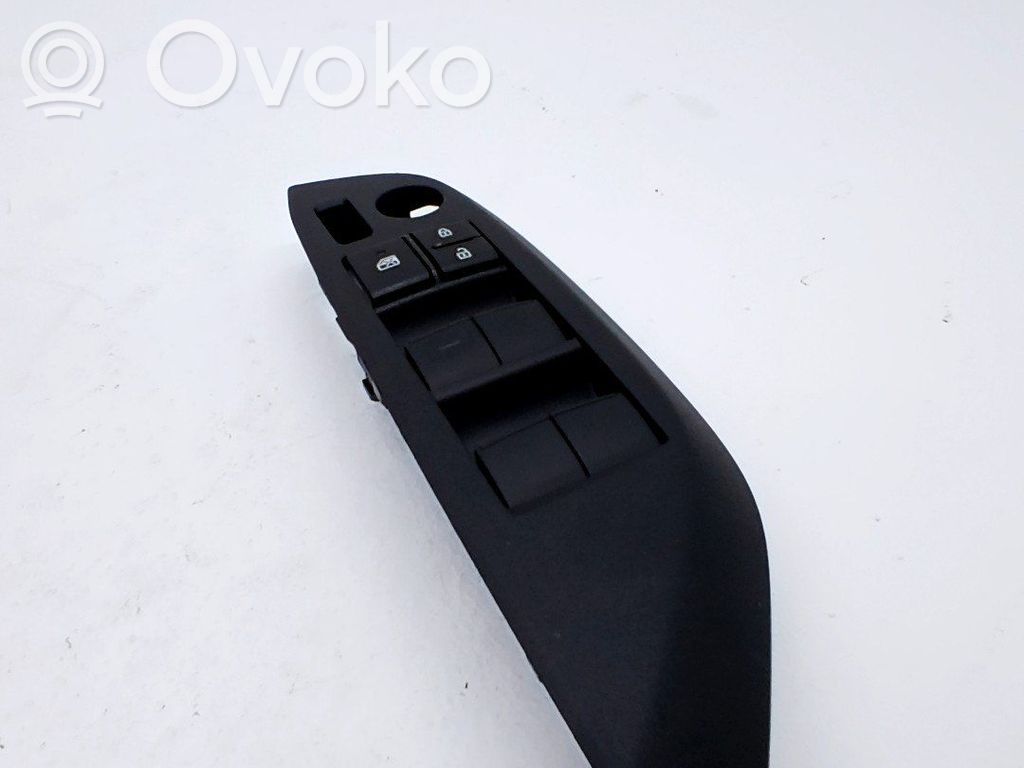 Toyota Yaris Cross Schalter el. Fensterheber