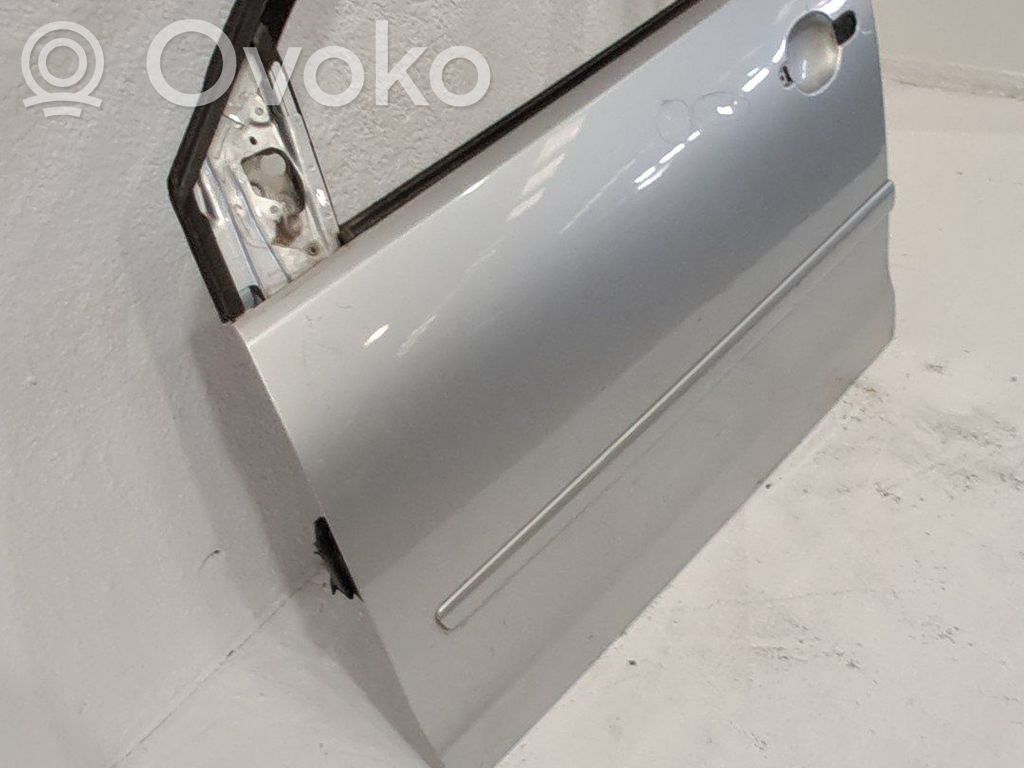 Puerta delantera   6Q4831055P