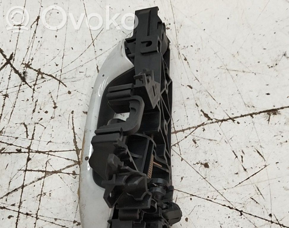 Etuoven ulkokahva   5H0837886C,5H0837206